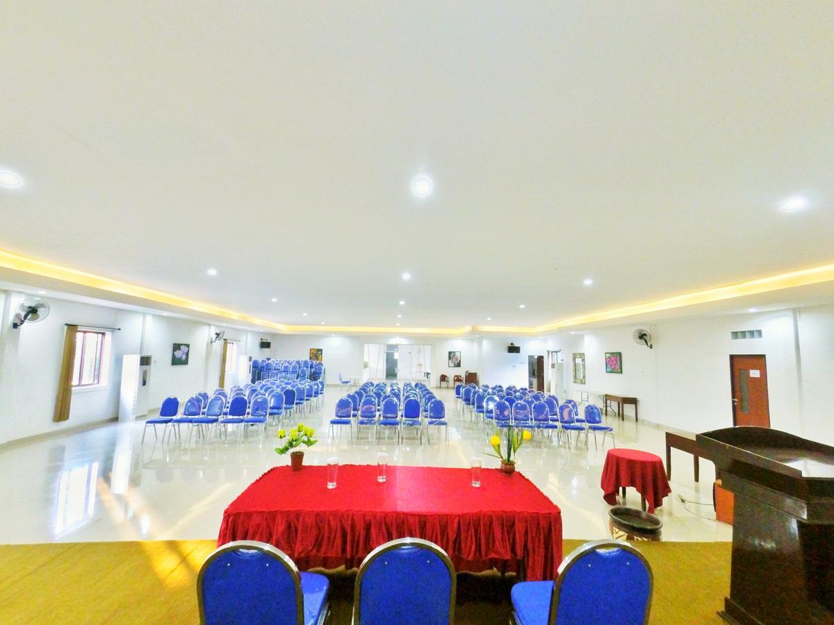 Hotel Transit Pasuruan Exterior foto